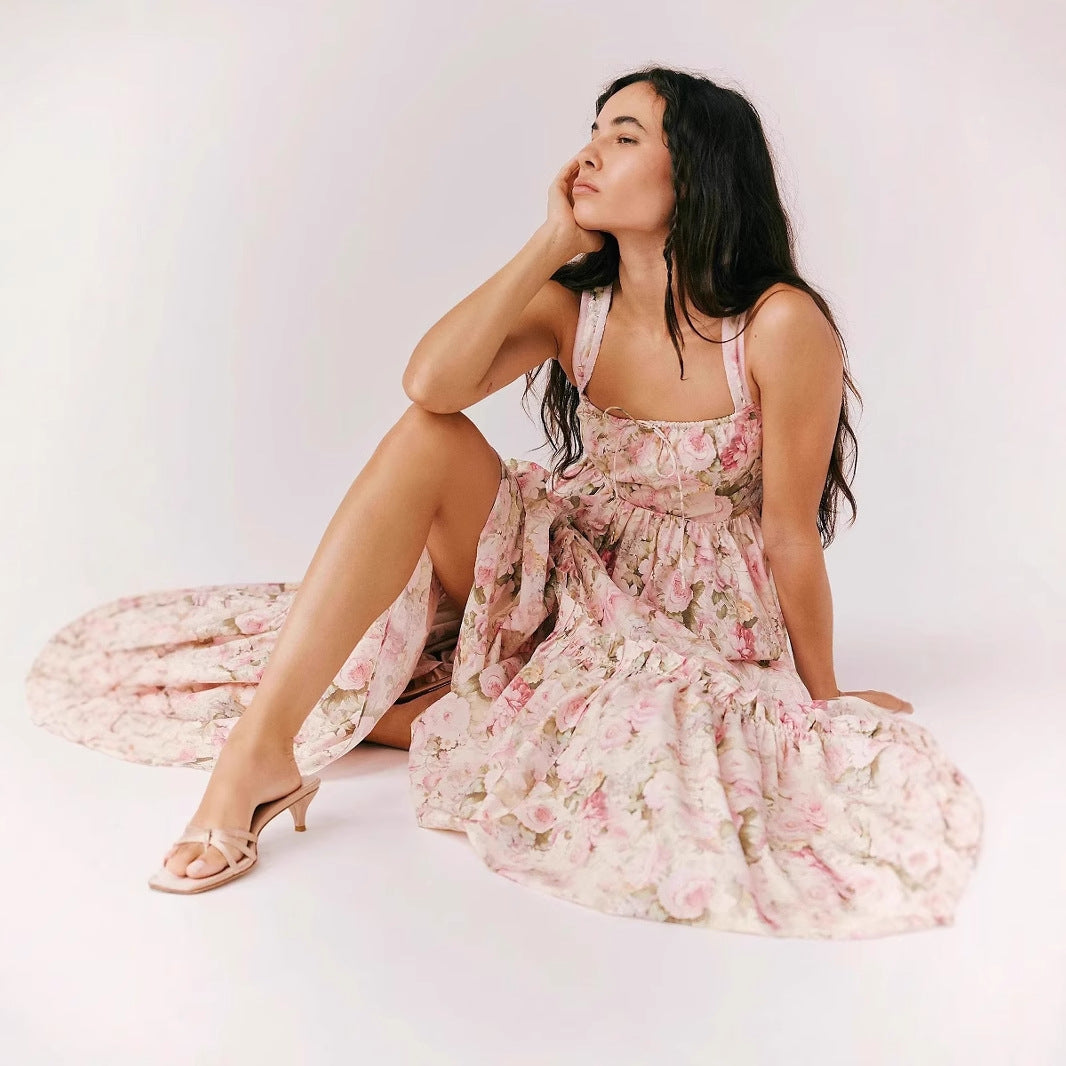 Robe longue femme – Style bohème fluide – Bretelles fines – Imprimé fleuri plissé