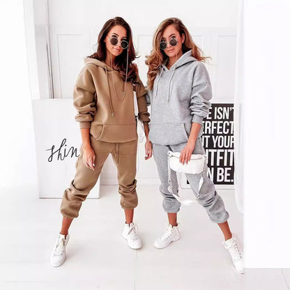 Women's Tracksuit – Loose Fit – Drawstring Hood – Elasticated Bottoms