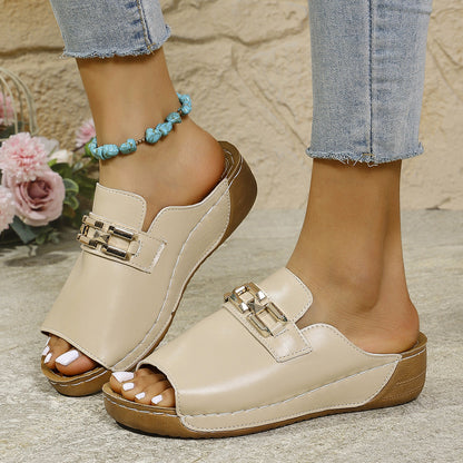 Sandales compensées femme – Bout ouvert – Enfilage facile – Boucles métalliques