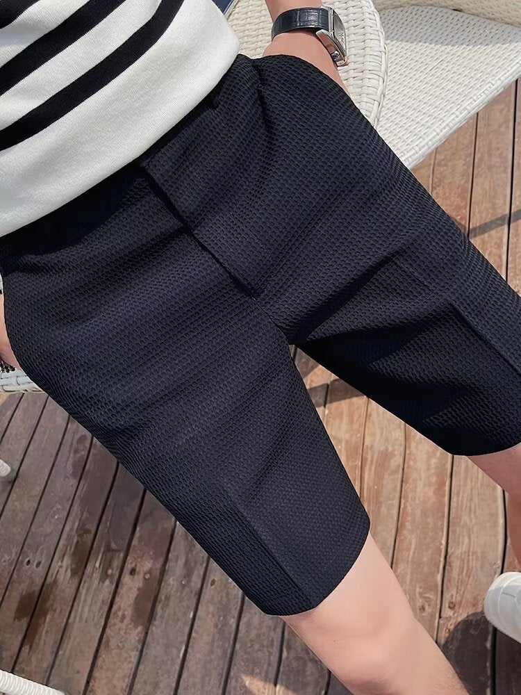 Short chino homme – Coupe slim – Tissu structuré – Poches latérales – Fermeture bouton