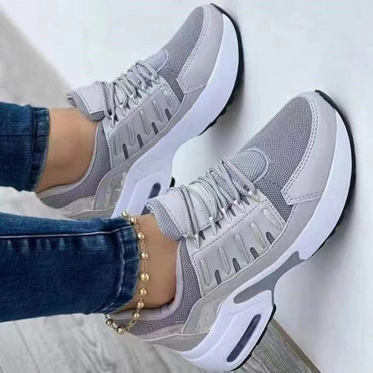 Chaussures de sport femme – Maille respirante – Talon compensé – Basse à lacets