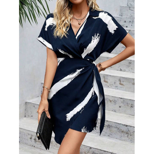 Robe portefeuille femme – motifs graphiques – coton – manches courtes – mini