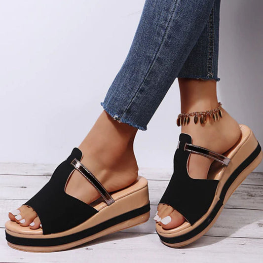 Sandales Compensées Femme – Bout Ouvert – Enfilage Facile – Tissu Doux Respirant