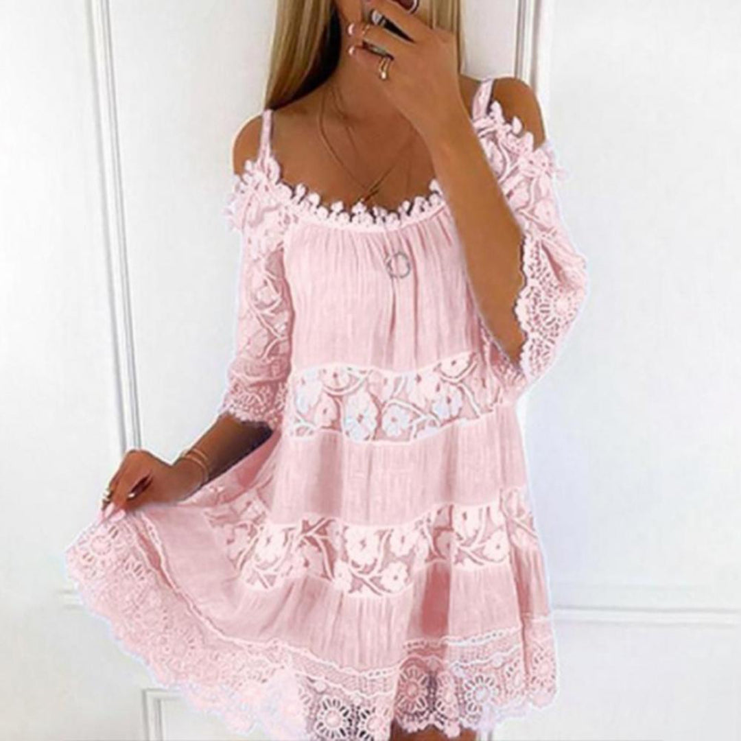 Robe femme épaules dénudées – Coupe fluide – Dentelle fine – Tissu respirant
