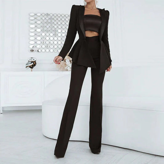 Ensemble trois pièces pour femme – Haut tube – Coupe ajustée – Épaules rembourrées – Tenue de soirée
