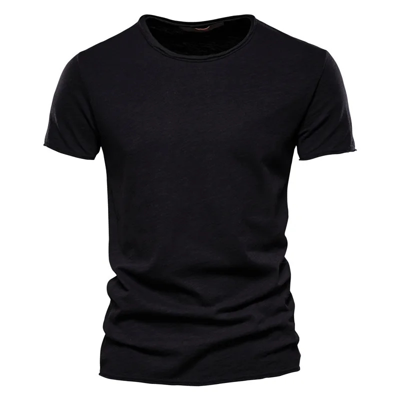 Men's T-shirt – Slim fit – Short sleeves – Crew neck – Breathable fabric – Clean style