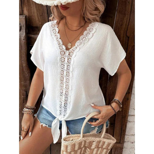 Chemise femme col V – Coupe décontractée – Dentelle – Ourlet noué – Tissu respirant