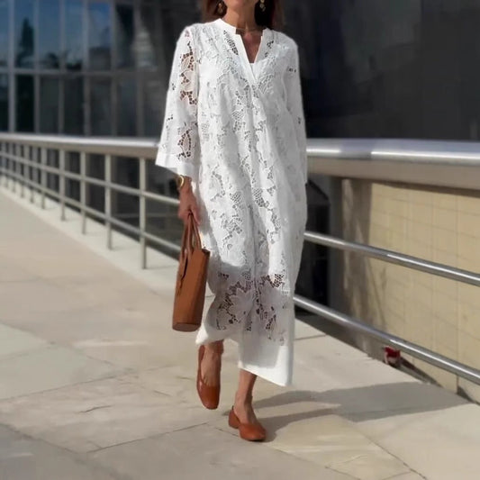 Robe femme longue – Dentelle florale – Coupe fluide – Manches longues – Col en V