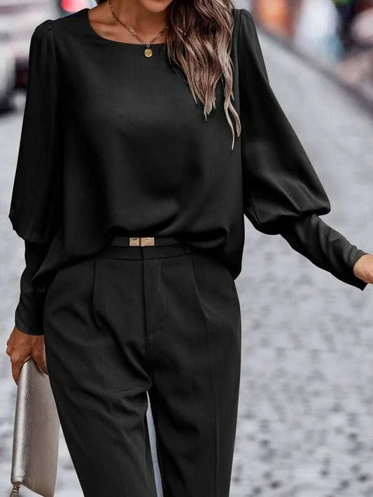 Blouse femme – Coupe fluide – Satin – Manches bouffantes – Détail boutonné