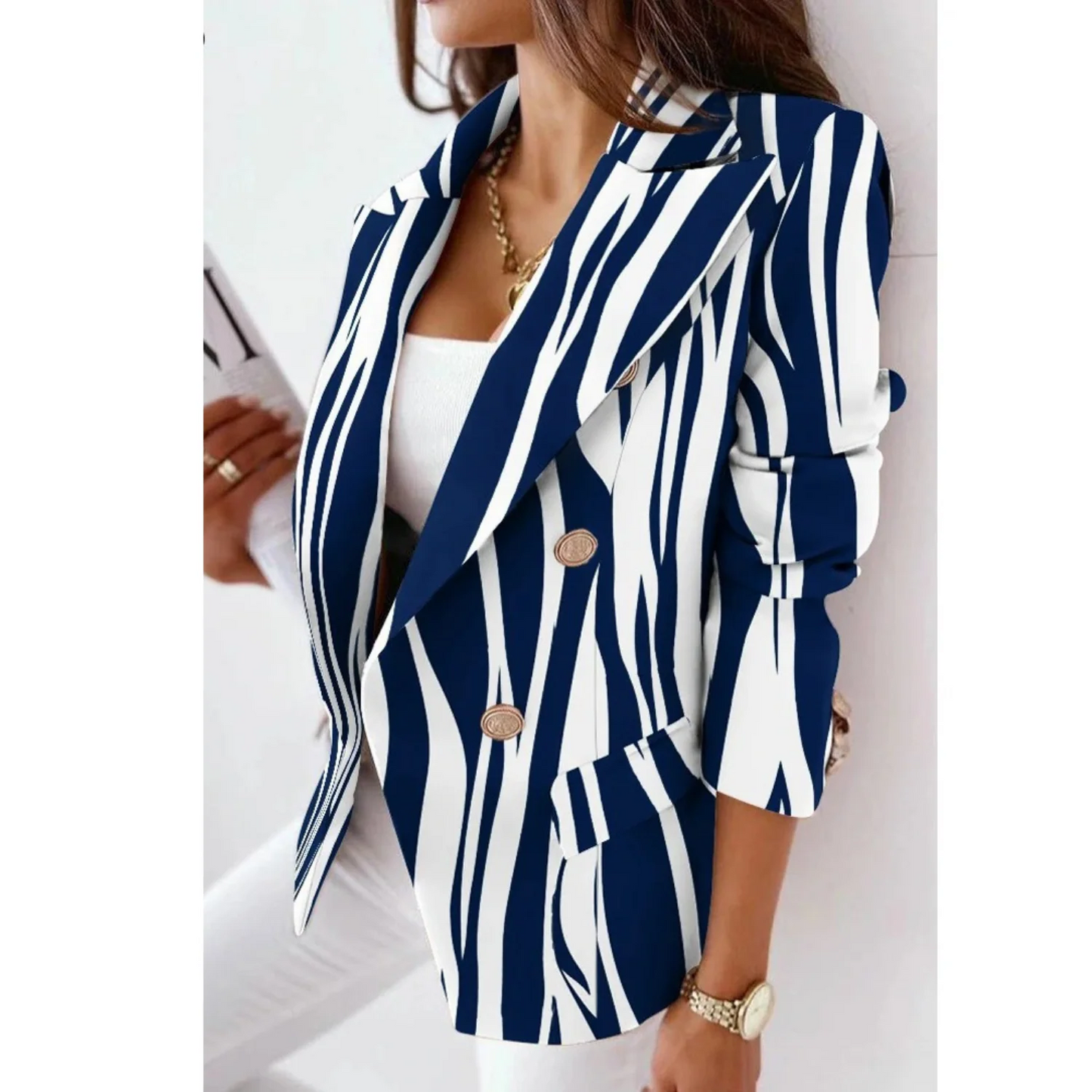 Blazer femme – Coupe cintrée – Col réversible – Double boutonnage – Rayures élégantes