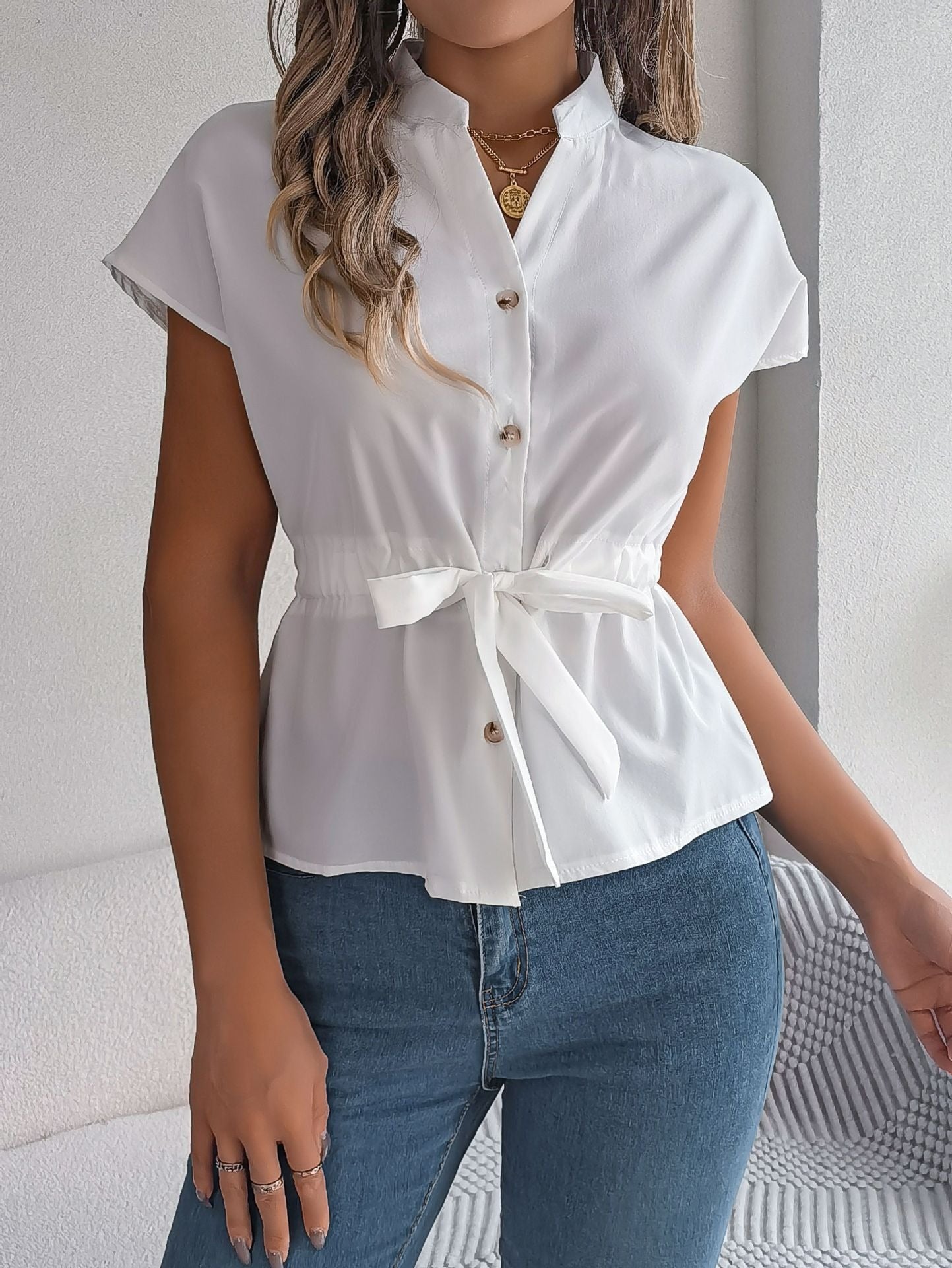 Chemise femme – Coupe décontractée – Manches courtes – Col V – Ceinture à la taille – Boutonnée