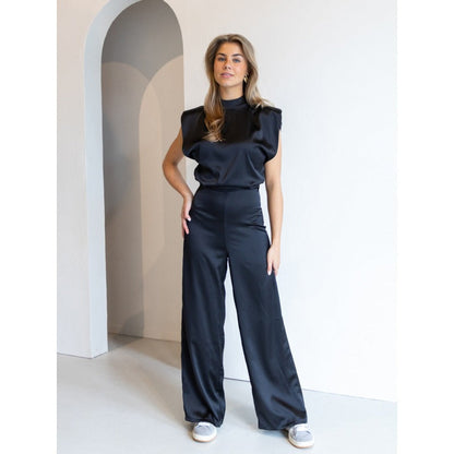 Combinaison femme – Satiné – Sans manches – Dos nu – Col montant – Jambes larges