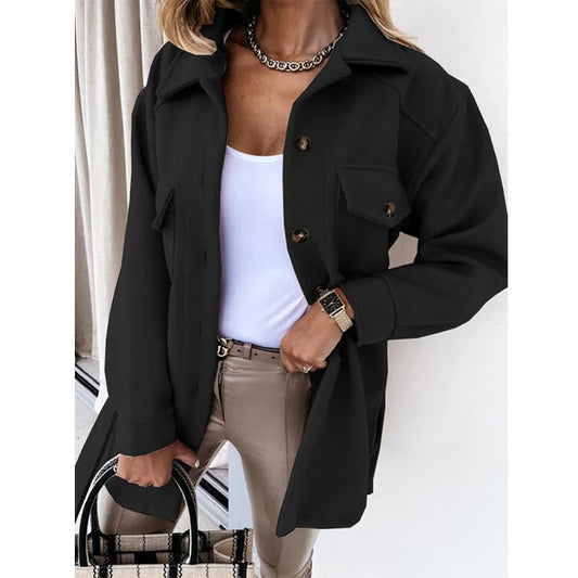 Veste coupe-vent femme – Coupe oversize – Longueur hanches – Poches à rabat – Col structuré
