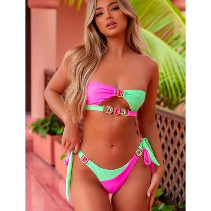 Bikini femme – Ensemble élégant – Détails froncés – Ornements en cristal