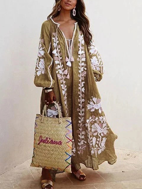 Robe caftan femme – Broderie florale – Coupe fluide – Manches larges respirantes