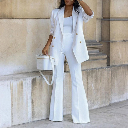 Ensemble Blazer Femme – Coupe Slim Structurée – Pantalon Taille Haute Évasé