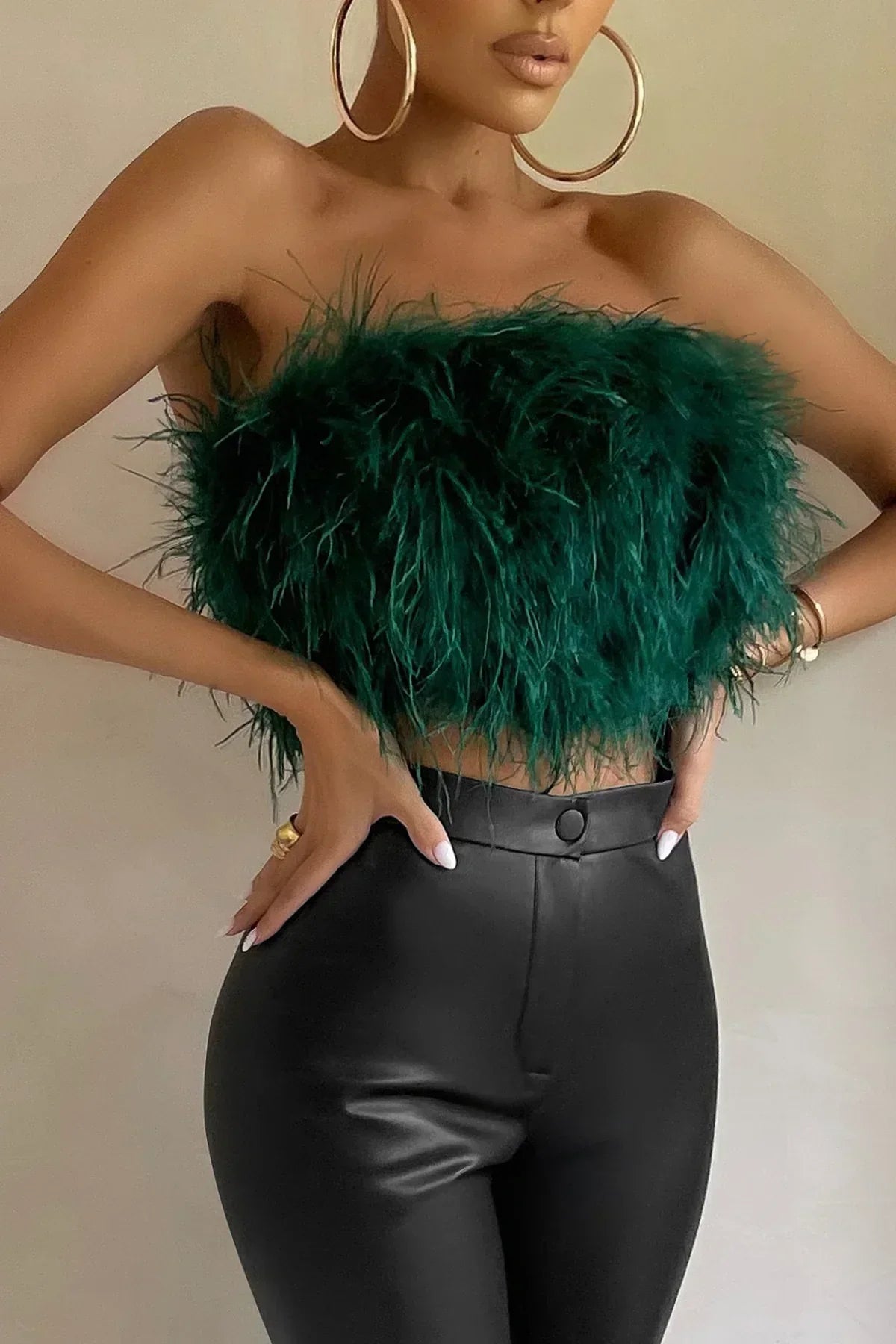 Top sans bretelles pour femmes – Coupe ajustée – Texture effet plumes – Style court élégant