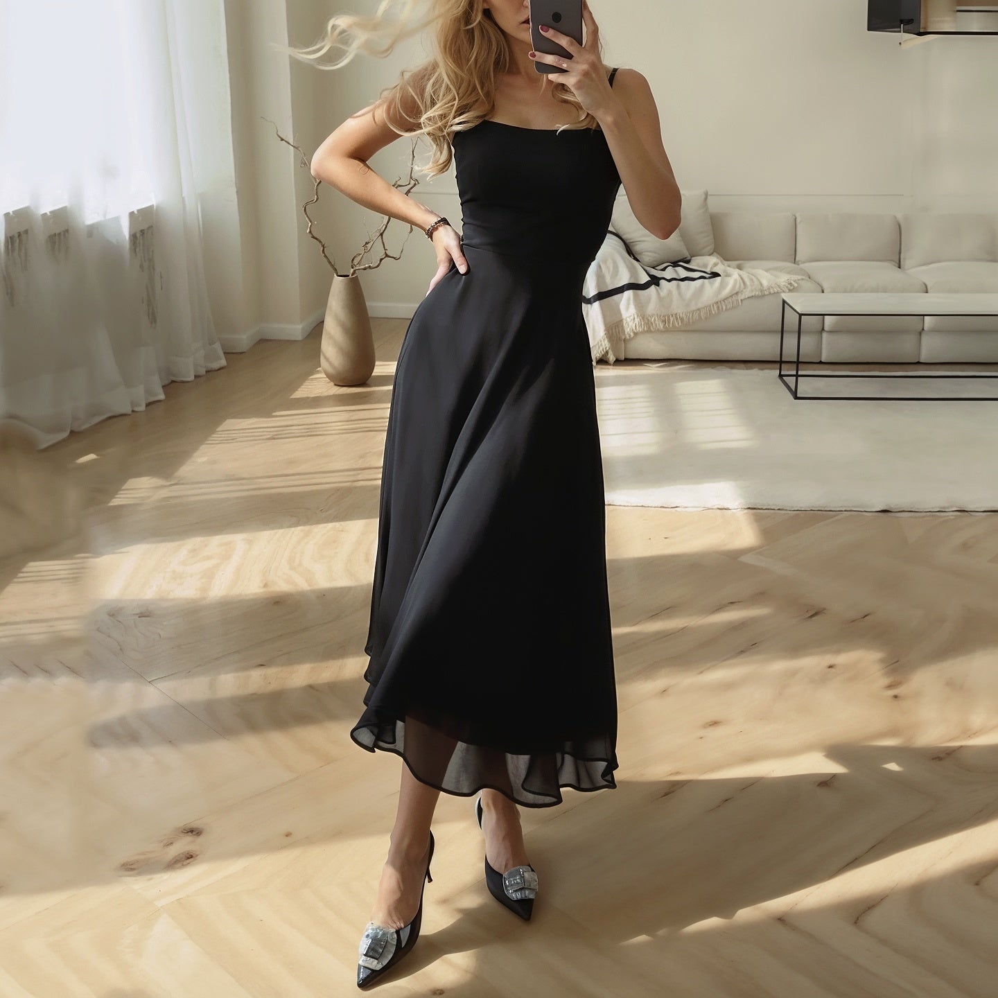 Robe midi femme – Coupe ajustée – Décolleté carré – Tissu fluide élégant
